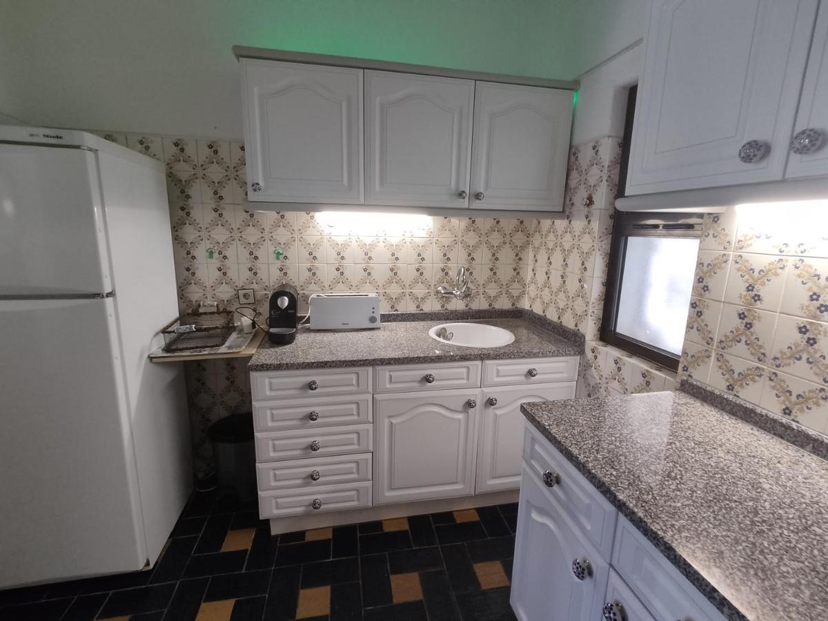 6 Mourisca - Casas & Papeis Apartment Armação de Pêra Екстериор снимка